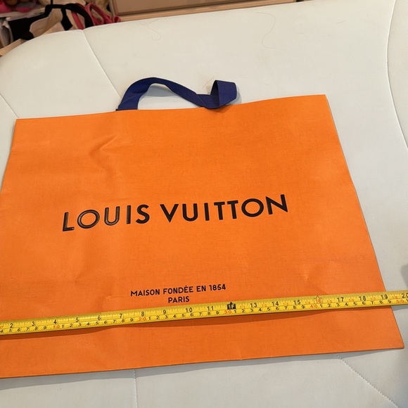 Louis Vuitton shopping bag (big) - Picture 2 of 3